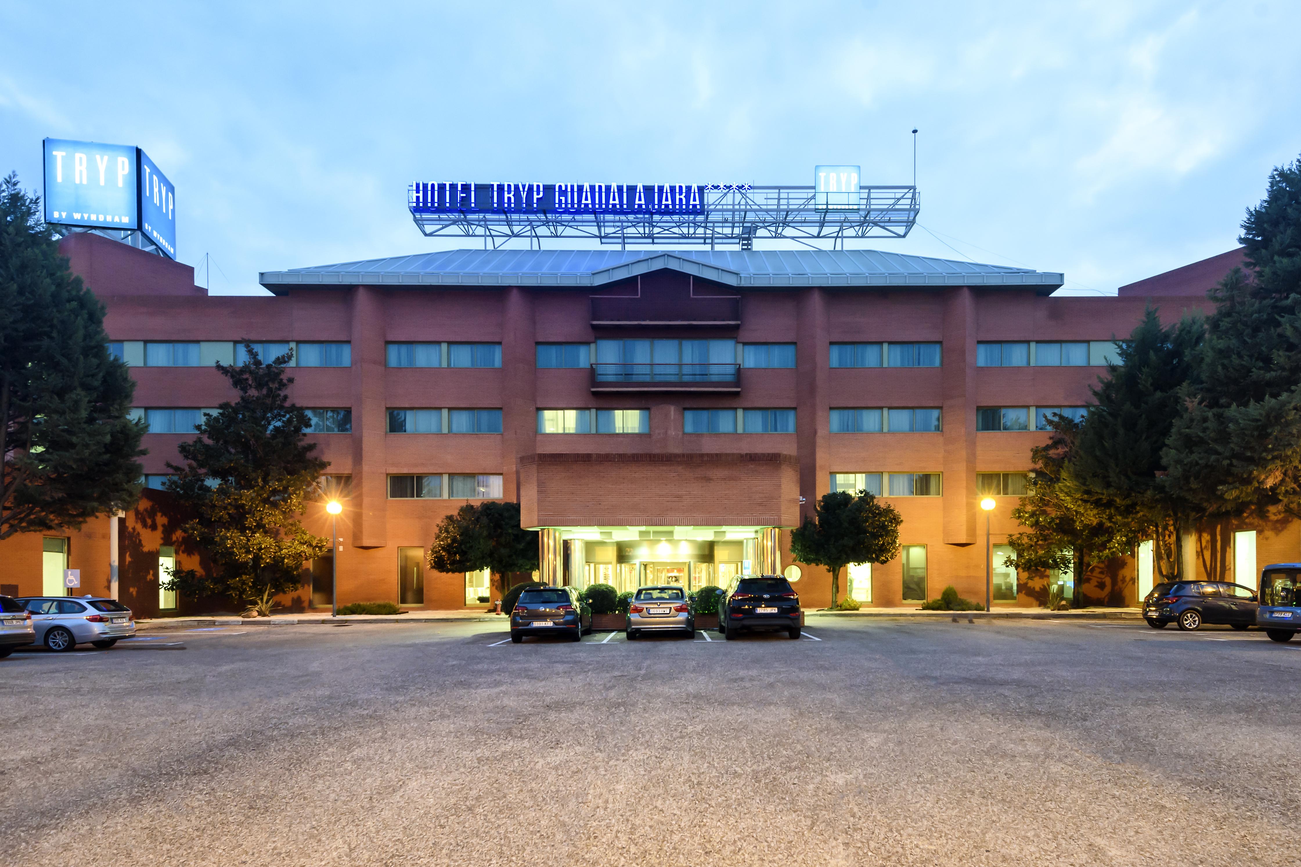 Hotel Guadalajara & Conference Center Affiliated By Melia Exterior foto